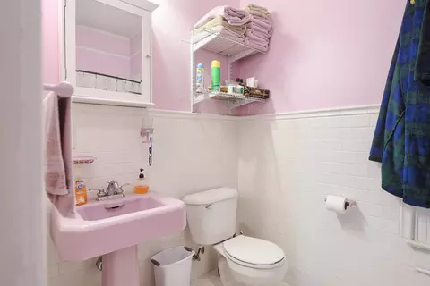 Bath - 121 Columbus St, Lead, SD 57754 photo 1 of 2