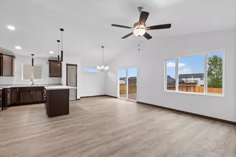600 Bull Run Dr, Box Elder, SD 57719 photo 4