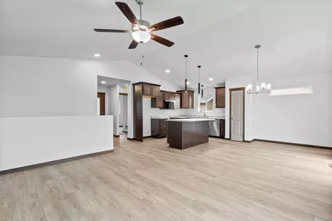600 Bull Run Dr, Box Elder, SD 57719 photo 5