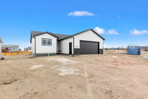608 Bull Run Dr, Box Elder, SD 57719 photo 2