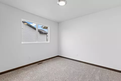 608 Bull Run Dr, Box Elder, SD 57719 photo 19