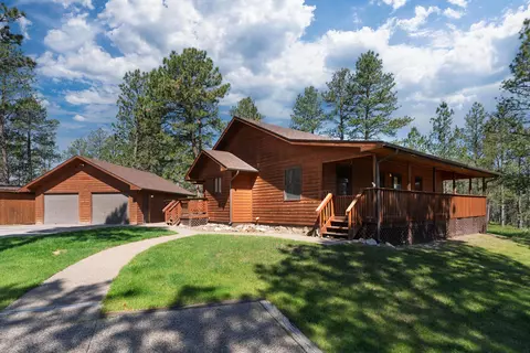 25333 Beaver Lake Rd, Custer, SD 57730