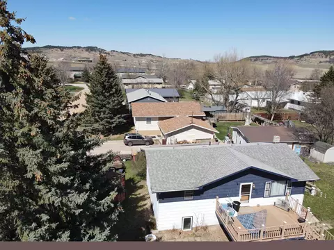 790 Sherman St, Whitewood, SD 57793