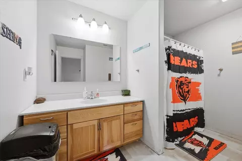 Bath - 12285 Arrow Ct, Whitewood, SD 57793 photo 4 of 5