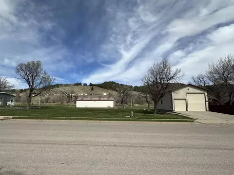 2041 Williams St, Sturgis, SD 57785