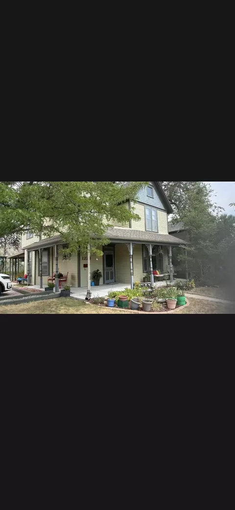 1228 Quincy St, Rapid City, SD 57701