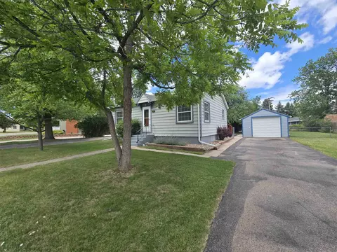 404 S Canyon Rd, Rapid City, SD 57702