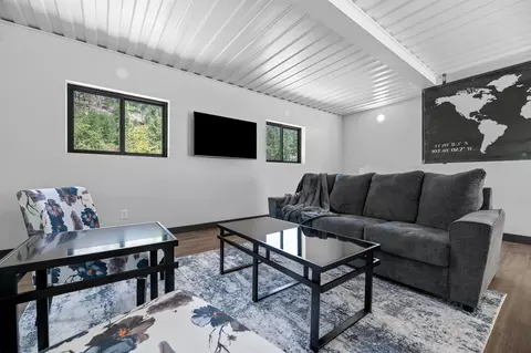 Living - 11269 Terry Gulch Rd, Lead, SD 57754 photo 2 of 4