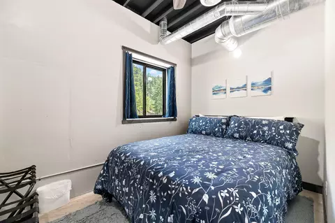 Bedroom - 11269 Terry Gulch Rd, Lead, SD 57754 photo 3 of 4