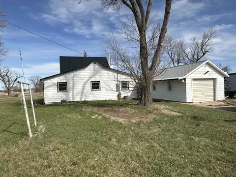 Exterior - 12953 194th St, Vale, SD 57788 photo 3 of 6