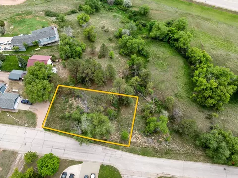 1401 Catholican Ave, Hot Springs, SD 57747