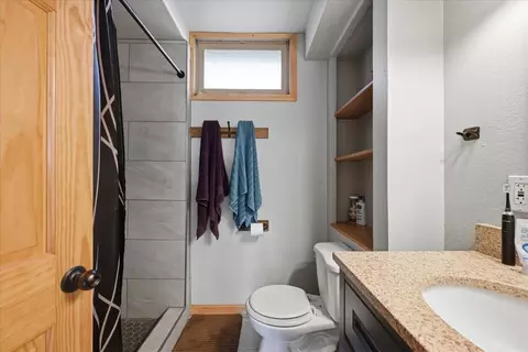 Bath - 1002 Sunset Dr, Spearfish, SD 57783 photo 4 of 4