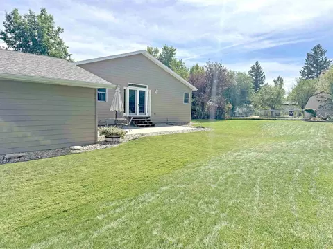 Exterior - 2038 12th Ave, Belle Fourche, SD 57717 photo 2 of 5