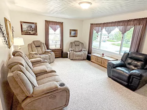 Living - 2038 12th Ave, Belle Fourche, SD 57717 photo 1 of 7
