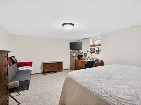 Bedroom - 2038 12th Ave, Belle Fourche, SD 57717 photo 5 of 5