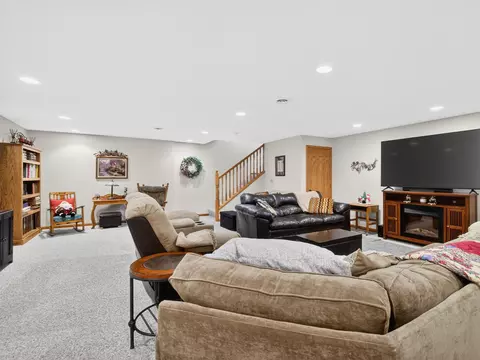 Living - 2038 12th Ave, Belle Fourche, SD 57717 photo 4 of 5