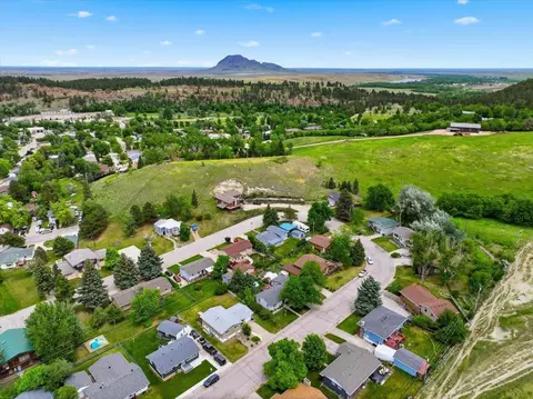 View/Area - 632 Weber Dr, Sturgis, SD 57785 photo 2 of 4