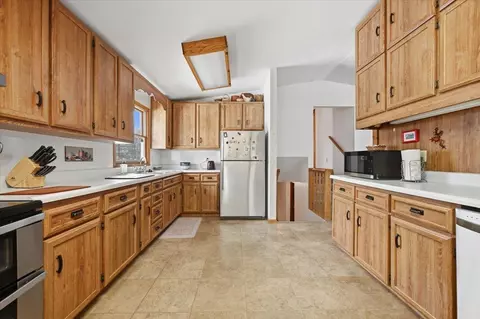 Kitchen - 632 Weber Dr, Sturgis, SD 57785 photo 3 of 3