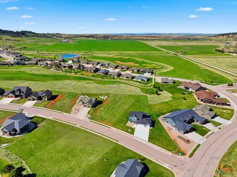 7766 Brooks Loop, Spearfish, SD 57783 photo 2