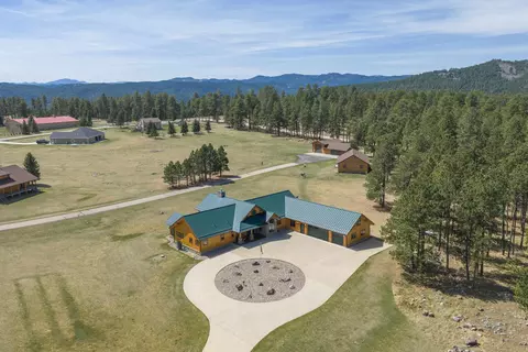 22765 Hat Mountain Dr, Rapid City, SD 57702