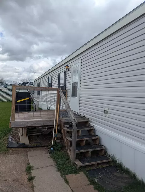 134 Valley Dr, Spearfish, SD 57783 photo 2