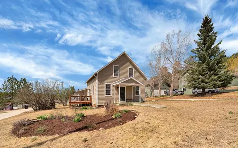 35 N 1st St, Custer, SD 57730