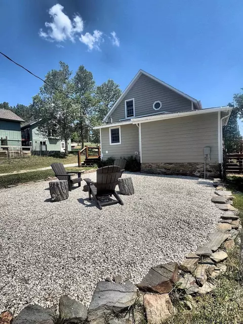 Exterior - 35 N 1st St, Custer, SD 57730 photo 2 of 6