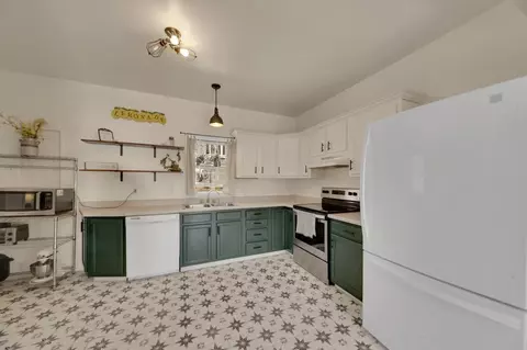 Kitchen - 35 N 1st St, Custer, SD 57730 photo 1 of 2