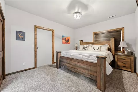 Bedroom - 20811 Mattson Ln, Sturgis, SD 57785 photo 5 of 11