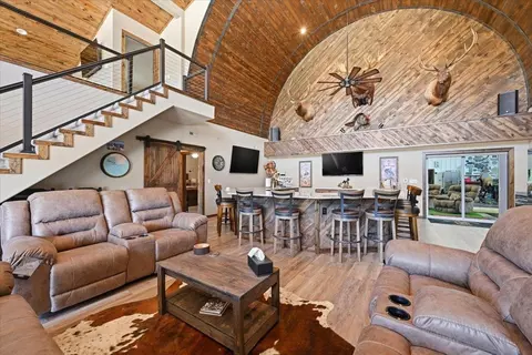 Living - 20811 Mattson Ln, Sturgis, SD 57785 photo 5 of 7