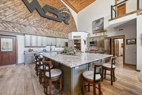 Kitchen - 20811 Mattson Ln, Sturgis, SD 57785 photo 2 of 3