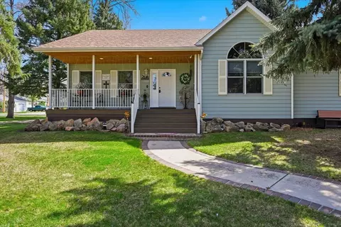 940 N 8th St, Spearfish, SD 57783