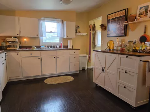 Kitchen - 230 W 230 12 234 W Ohio St, Spearfish, SD 57783 photo 3 of 4