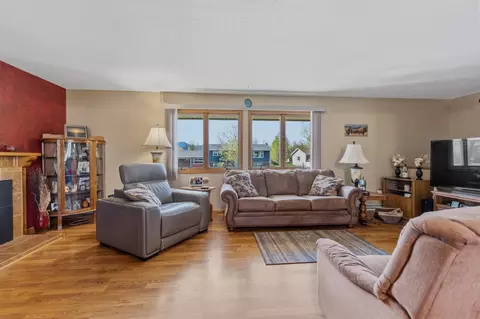 Living - 16 Nickel Pl, Spearfish, SD 57783 photo 1 of 4