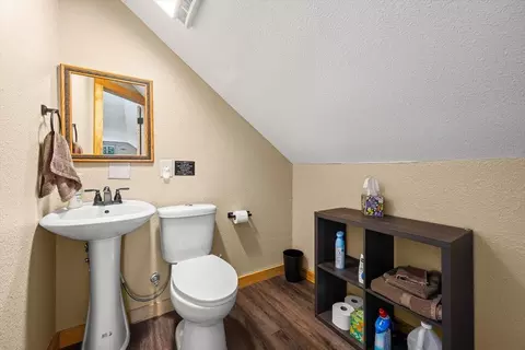Bath - 11206 Spruce Dr, Lead, SD 57754 photo 2 of 2