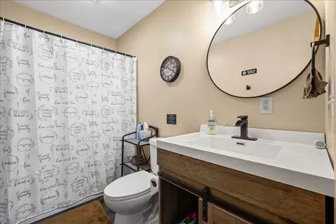Bath - 11206 Spruce Dr, Lead, SD 57754 photo 1 of 2
