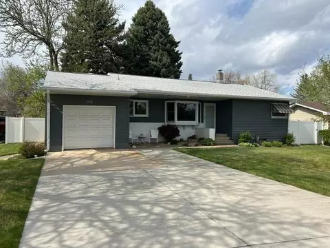 3936 Jackson Blvd, Rapid City, SD 57702
