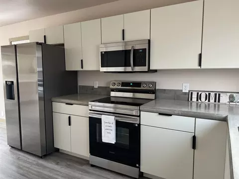 Kitchen - 901 Butte St, Belle Fourche, SD 57717 photo 3 of 5