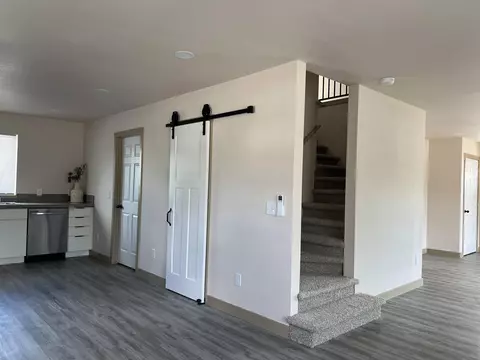 Entry Way - 901 Butte St, Belle Fourche, SD 57717 photo 1 of 4