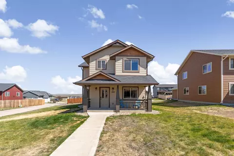 1260 Fairbanks Dr, Box Elder, SD 57719