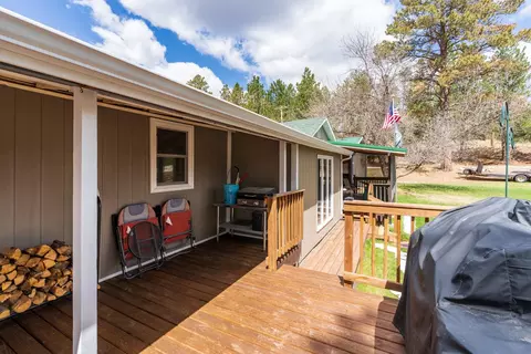Exterior - 606 Victory Ln, Custer, SD 57730 photo 5 of 11