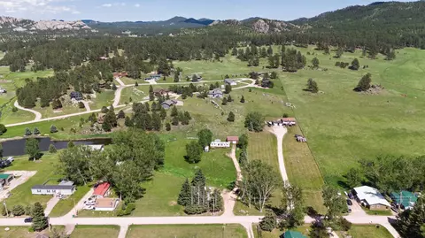 25120 Harbach Ln, Custer, SD 57730 photo 2