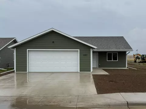 10897 Eagle Ct, Belle Fourche, SD 57717