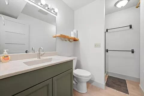 Bath - 340 Fairway Dr, Spearfish, SD 57783 photo 3 of 3