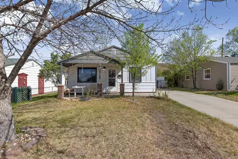 502 Robbins Dr, Rapid City, SD 57701