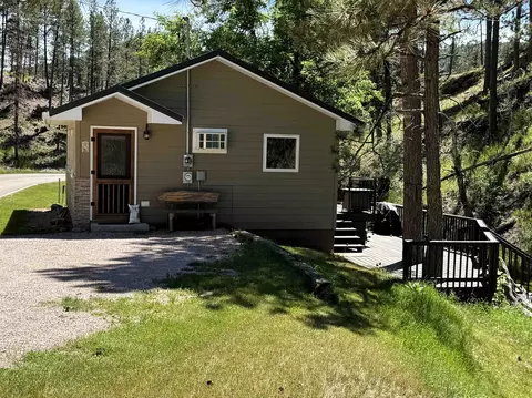 22869 Norris Peak Rd, Rapid City, SD 57702