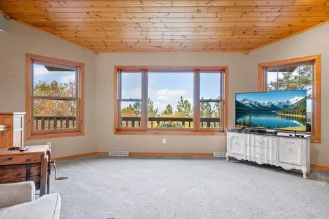 Living - 224 Pine Cone Ave, Spearfish, SD 57783 photo 1 of 4
