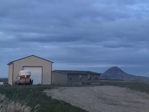 19920 Avalanche Rd, Whitewood, SD 57793
