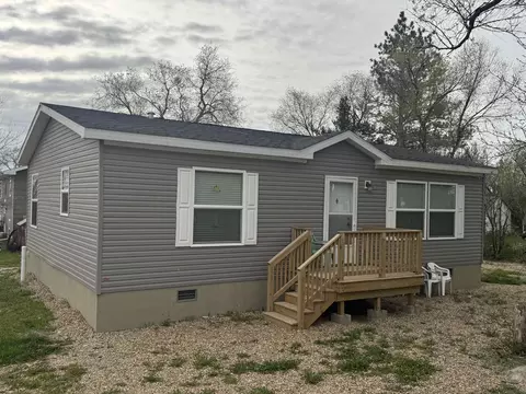 115 1st St, Newell, SD 57760