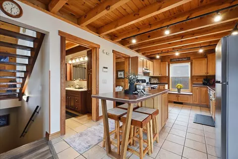 Kitchen - 21180 Lookout Trl, Lead, SD 57754 photo 2 of 5